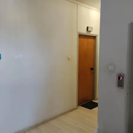 Emmy Διαμέρισμα *