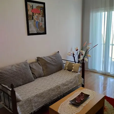 Emmy Apartment *