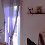 شقة Emmy