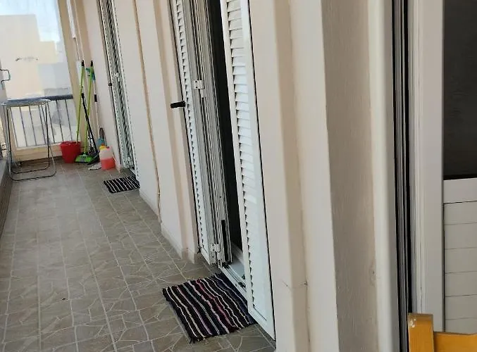 Emmy Διαμέρισμα